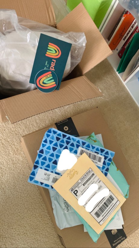 1BD4D8EF-A136-43C2-9682-BF31D3FABB1B